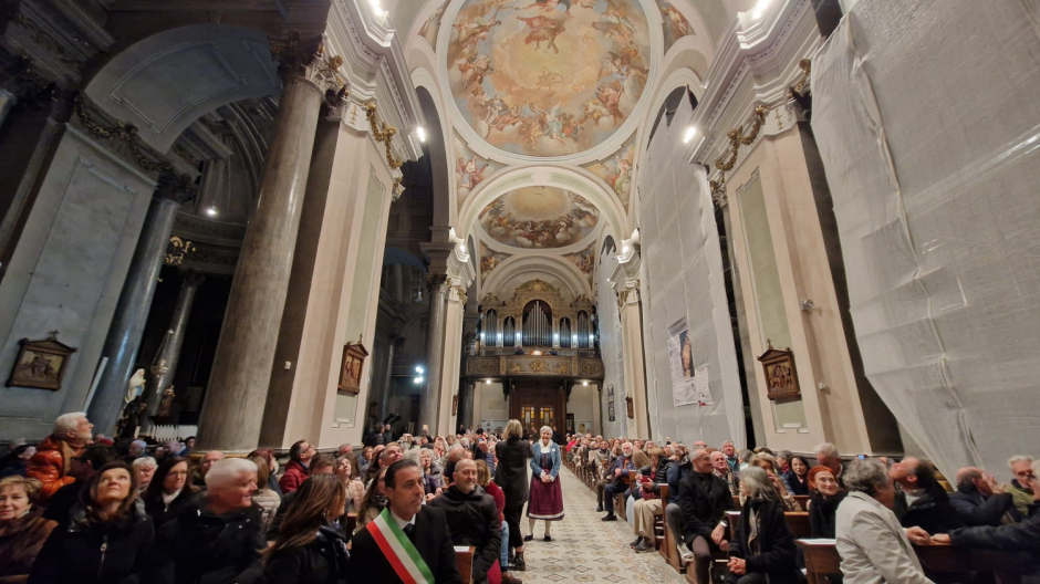 Inaugurati gli affreschi della Collegiata: 